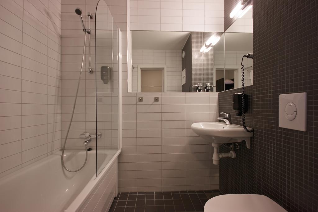 Comfort Hotel Victoria Floro Ngoại thất bức ảnh
